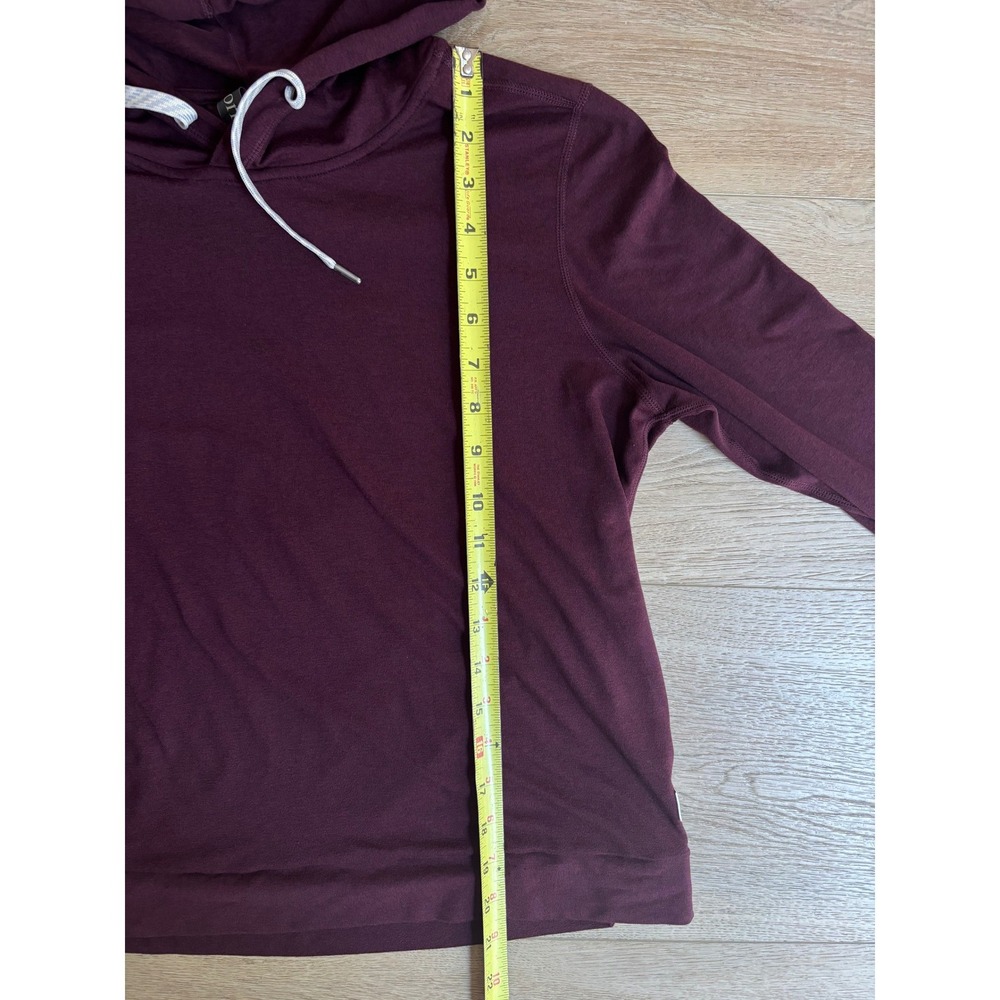 Vuori Halo Essential Hoodie Womens Medium Burgundy DreamKnit Pullover VW226 - Picture 6 of 8